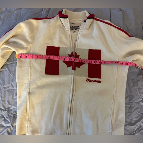 Mondetta Cream Jacket with Red Accents - Picture 3 of 6